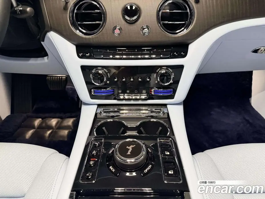 Rolls-Royce Ghost 2026 6.8 автомат (гидро), фото 11
