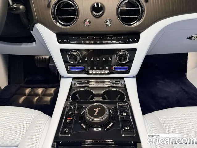 Rolls-Royce Ghost 2026 6.8 автомат (гидро), миниатюра 11