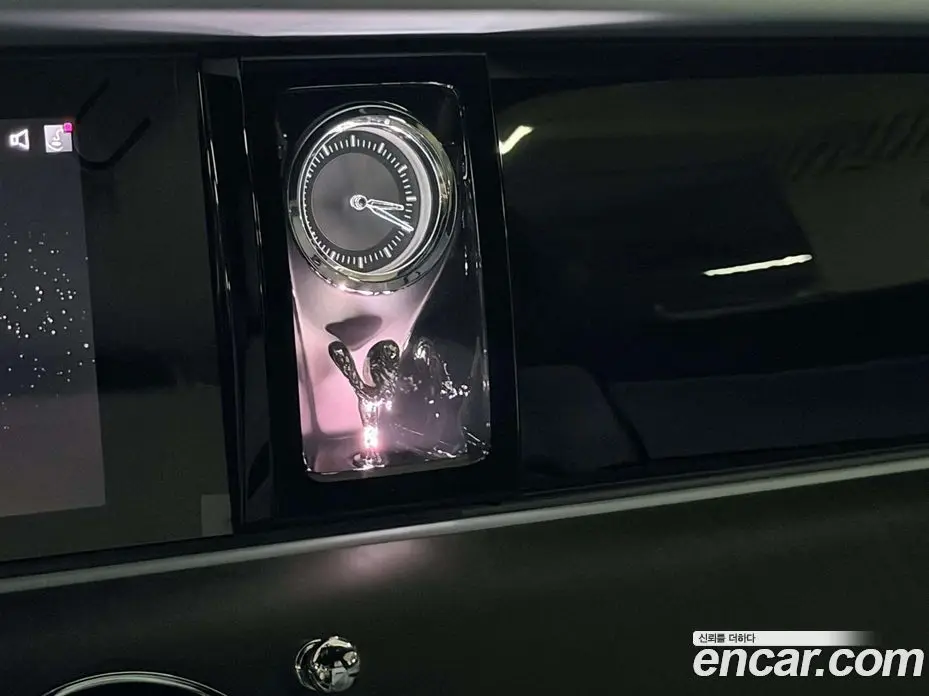 Rolls-Royce Ghost 2026 6.8 автомат (гидро), фото 16