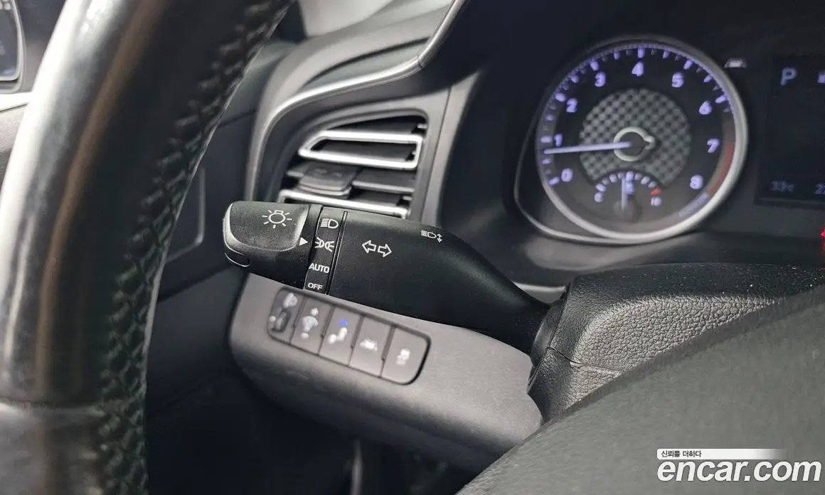 Hyundai Avante 2019 1.6 автомат (гидро), фото 15