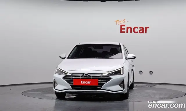 Hyundai Avante 2019 1.6 автомат (гидро), миниатюра 3