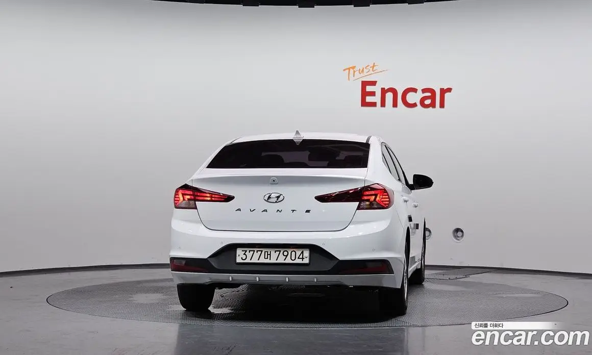 Hyundai Avante 2019 1.6 автомат (гидро), фото 4