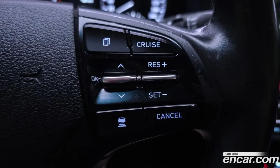 Hyundai Grandeur 2018 2.2 автомат (гидро), фото 16