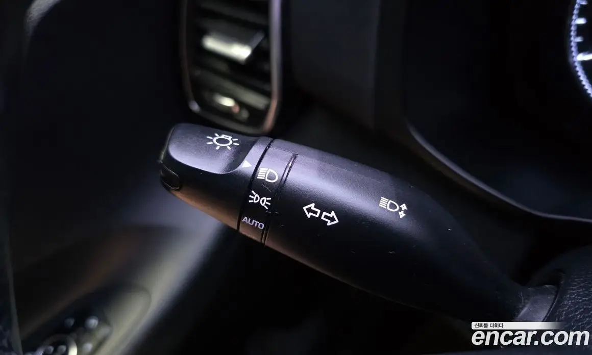 Hyundai Grandeur 2018 2.2 автомат (гидро), фото 18