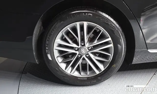 Hyundai Grandeur 2018 2.2 автомат (гидро), миниатюра 5