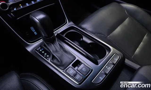 Hyundai Grandeur 2018 2.2 автомат (гидро), миниатюра 9