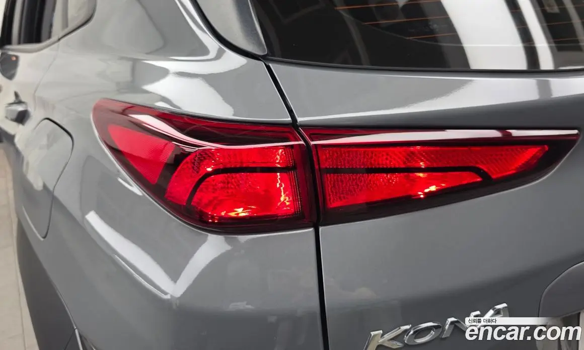 Hyundai Kona 2021 1.6 автомат (гидро), фото 9