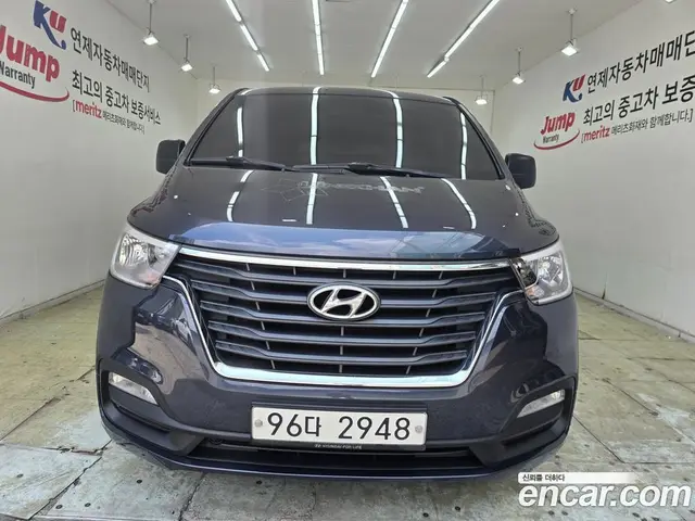 Hyundai Starex 2018 2.5 автомат (гидро), миниатюра 2