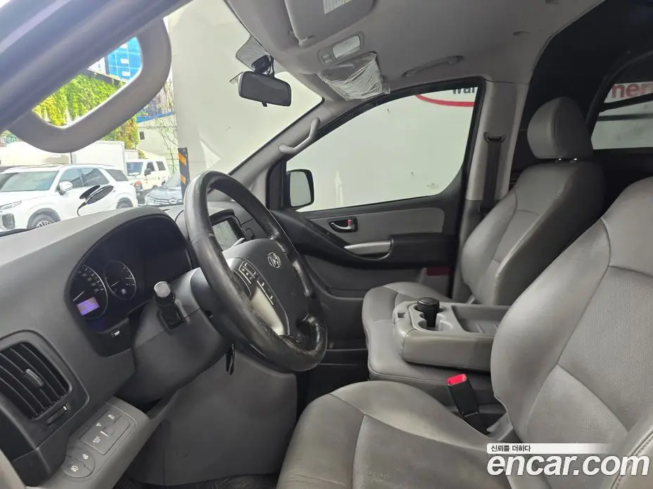Hyundai Starex 2018 2.5 автомат (гидро), фото 15