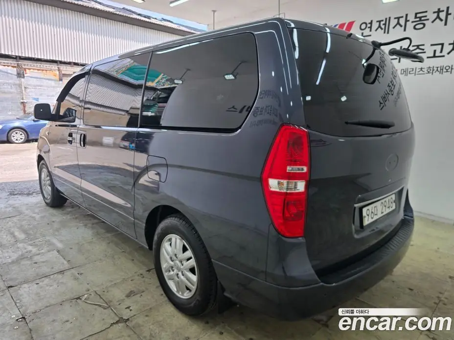 Hyundai Starex 2018 2.5 автомат (гидро), фото 7