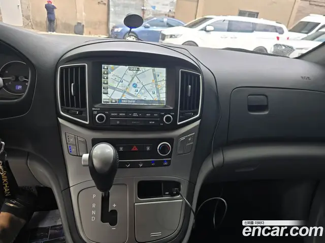Hyundai Starex 2018 2.5 автомат (гидро), миниатюра 10
