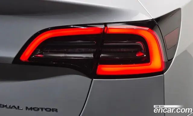 Tesla Model 3 2022 0.2 автомат (гидро), миниатюра 8