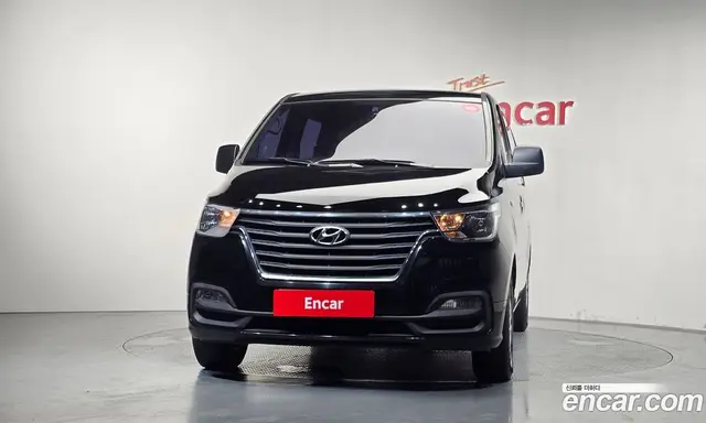 Hyundai Starex 2019 2.5 автомат (гидро), миниатюра 3