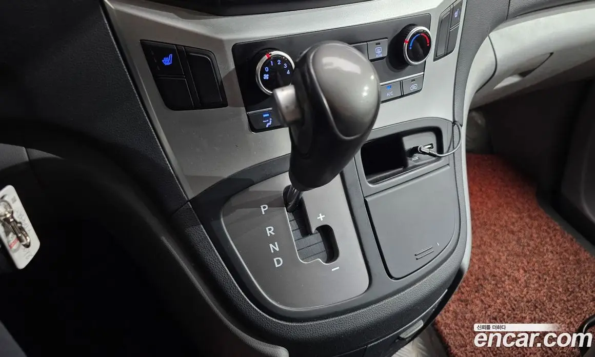 Hyundai Starex 2019 2.5 автомат (гидро), фото 9