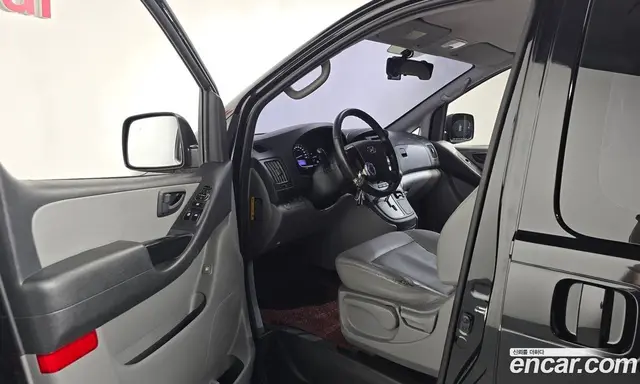 Hyundai Starex 2019 2.5 автомат (гидро), миниатюра 10