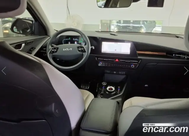 Kia Niro 2022 1.6 автомат (гидро), миниатюра 9