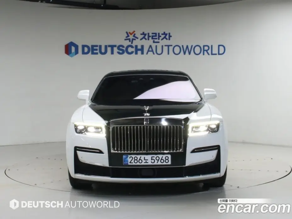 Rolls-Royce Ghost 2023 6.7 автомат (гидро), фото 3