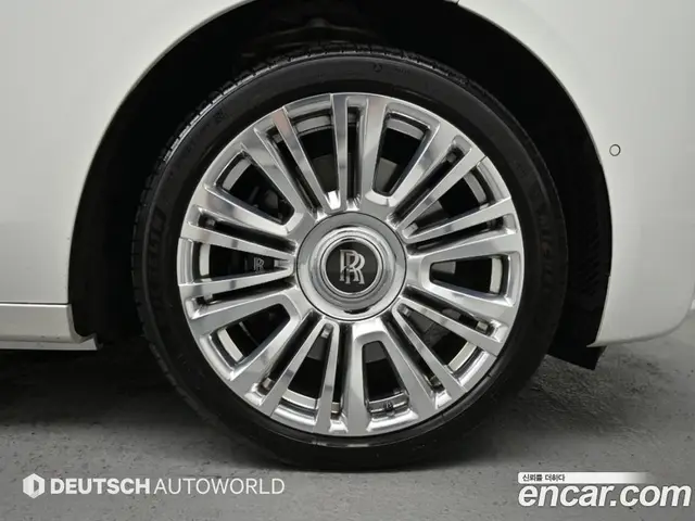 Rolls-Royce Ghost 2023 6.7 автомат (гидро), миниатюра 5