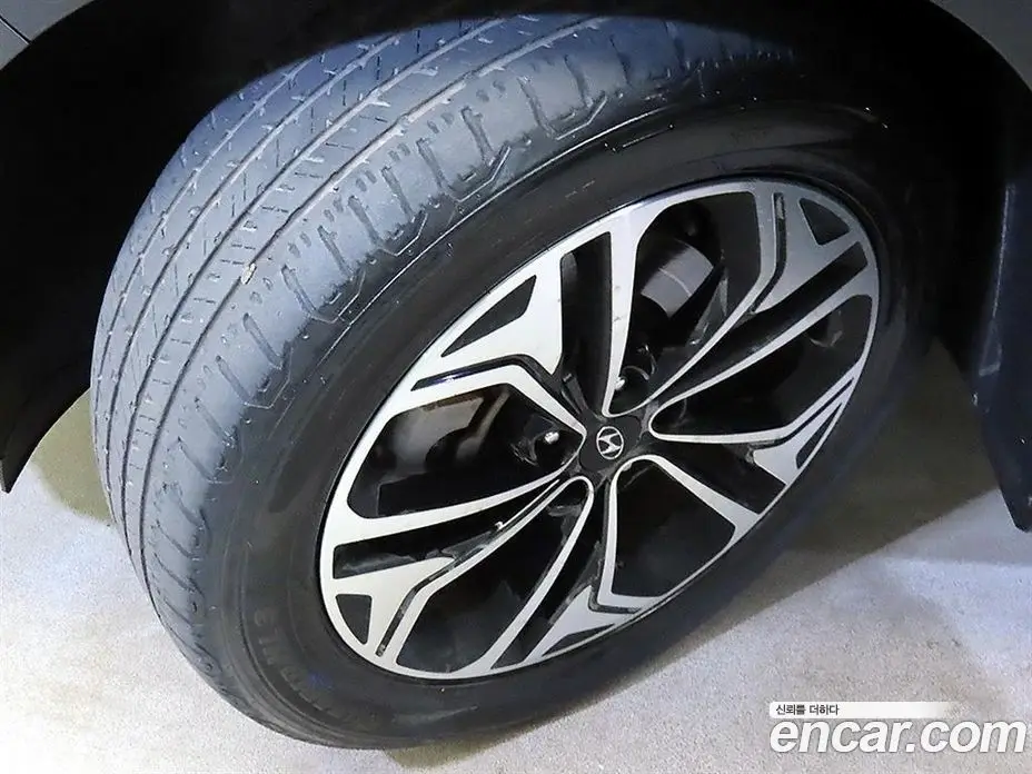 Hyundai Santa Fe 2018 2.0 автомат (гидро), фото 20