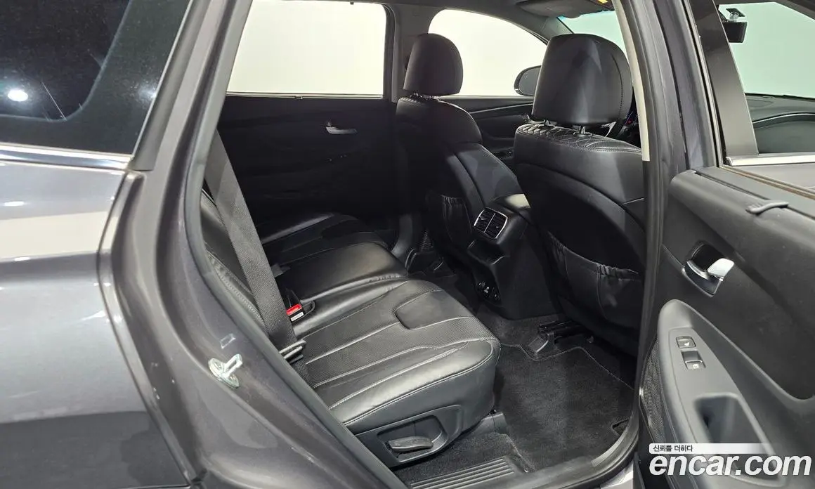 Hyundai Santa Fe 2018 2.0 автомат (гидро), фото 17
