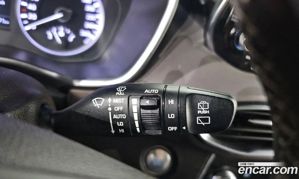 Hyundai Santa Fe 2019 2.0 автомат (гидро), фото 14