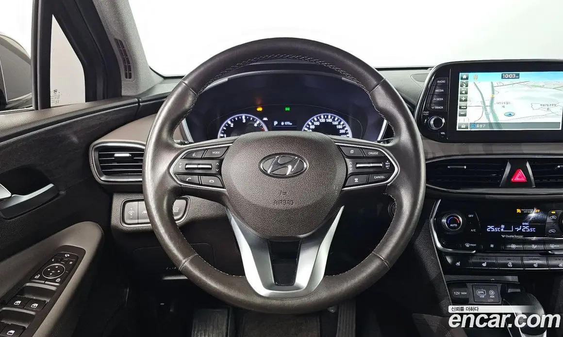 Hyundai Santa Fe 2019 2.0 автомат (гидро), фото 15