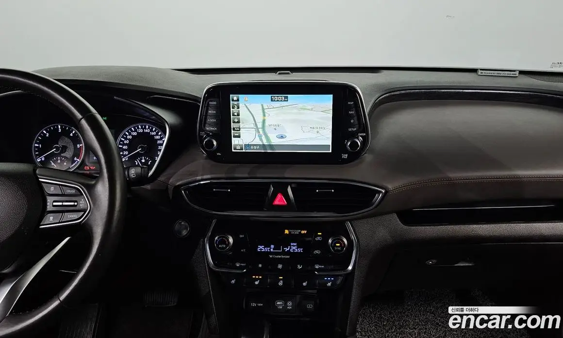 Hyundai Santa Fe 2019 2.0 автомат (гидро), фото 16