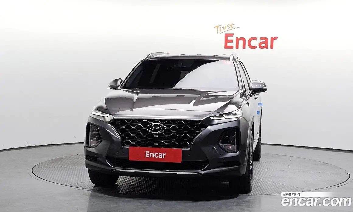 Hyundai Santa Fe 2019 2.0 автомат (гидро), фото 3