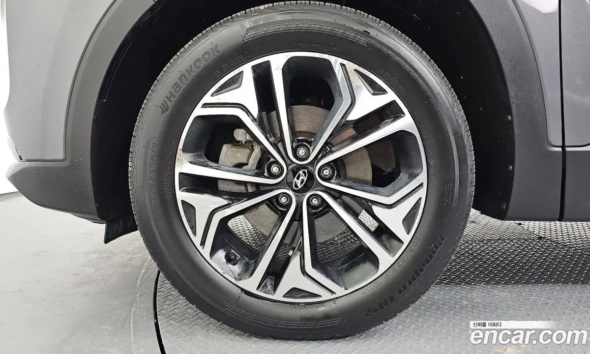 Hyundai Santa Fe 2019 2.0 автомат (гидро), фото 5