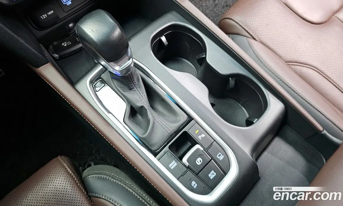 Hyundai Santa Fe 2018 2.0 автомат (гидро), фото 9