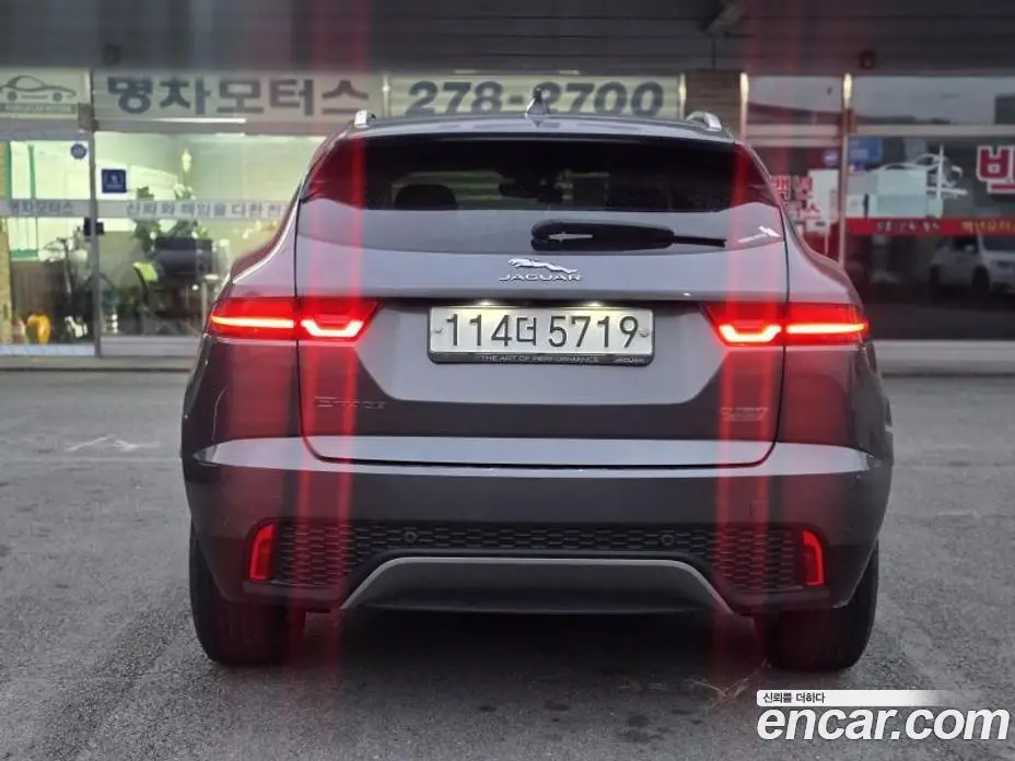 Jaguar E-Pace 2019 2.0 автомат (гидро), фото 5