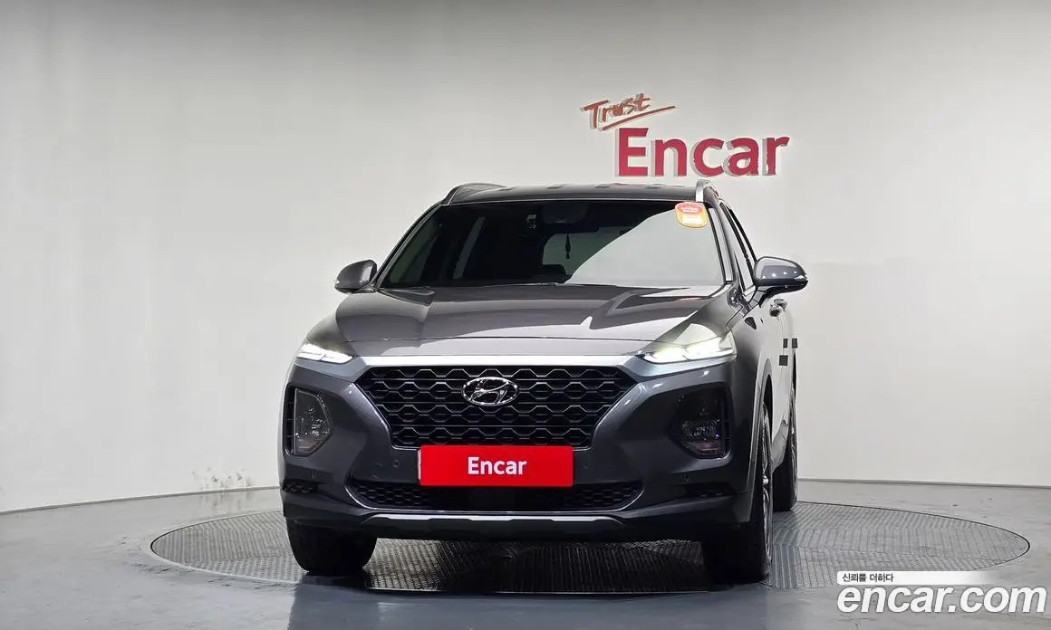 Hyundai Santa Fe 2018 2.0 автомат (гидро), фото 3
