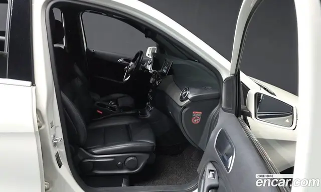 Mercedes-Benz B-Class 2016 2.1 АКПП, миниатюра 11