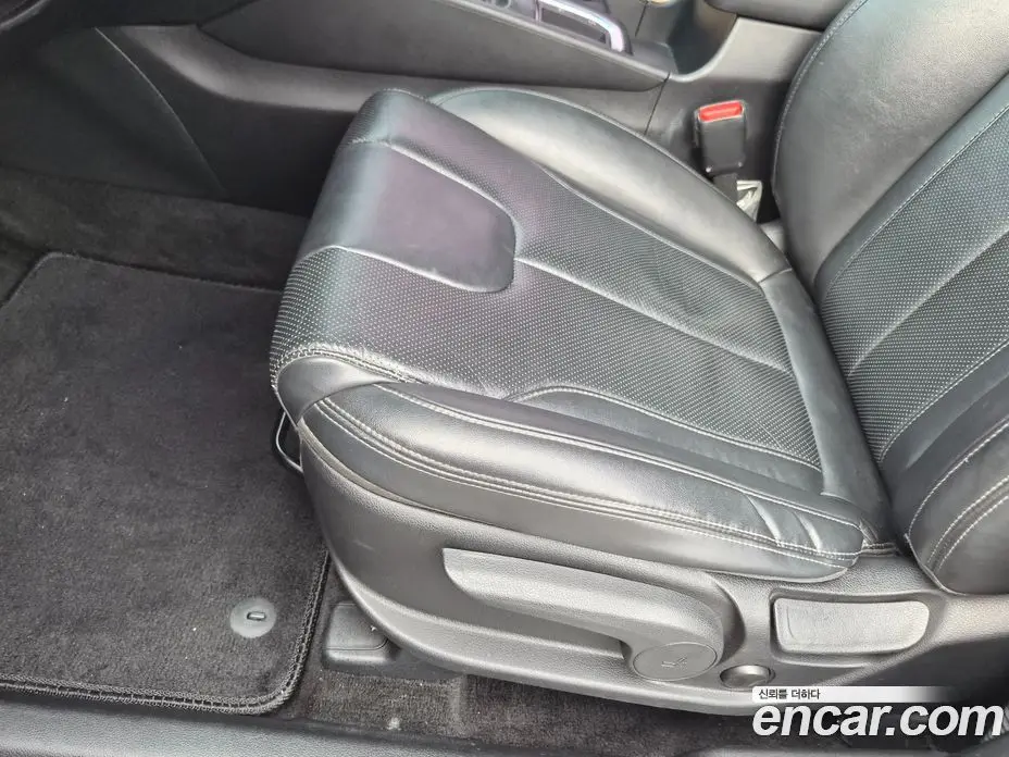 Hyundai Santa Fe 2018 2.0 автомат (гидро), фото 19