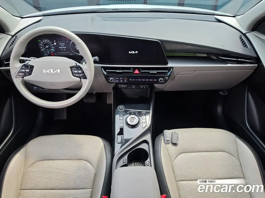 Kia Niro 2022 0.2 автомат (гидро), фото 7 Kia Niro 2022 0.2 автомат (гидро), фото 7