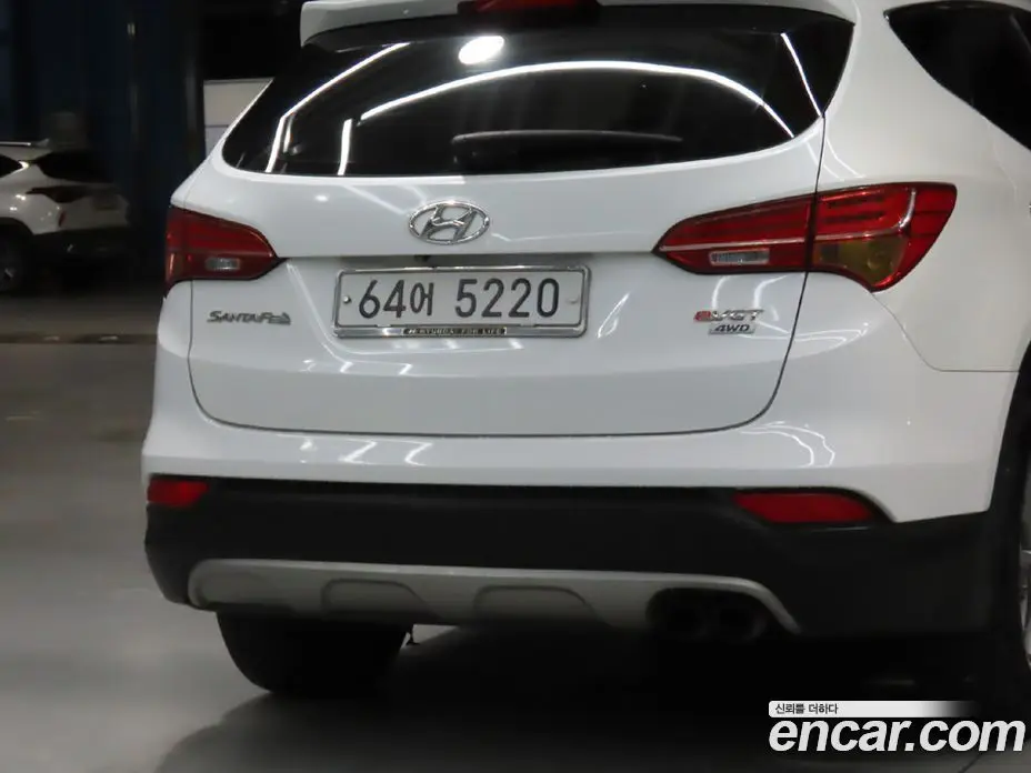 Hyundai Santa Fe 2014 2.0 автомат (гидро), фото 18 Hyundai Santa Fe 2014 2.0 автомат (гидро), фото 18