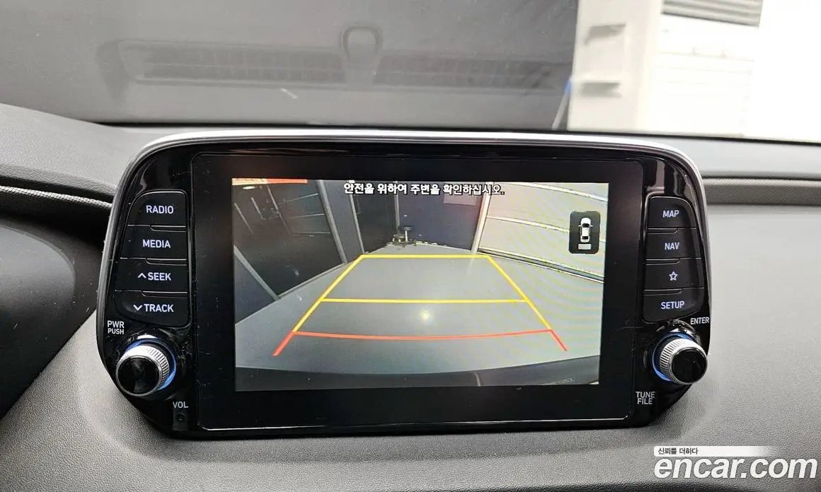 Hyundai Santa Fe 2018 2.0 автомат (гидро), фото 15