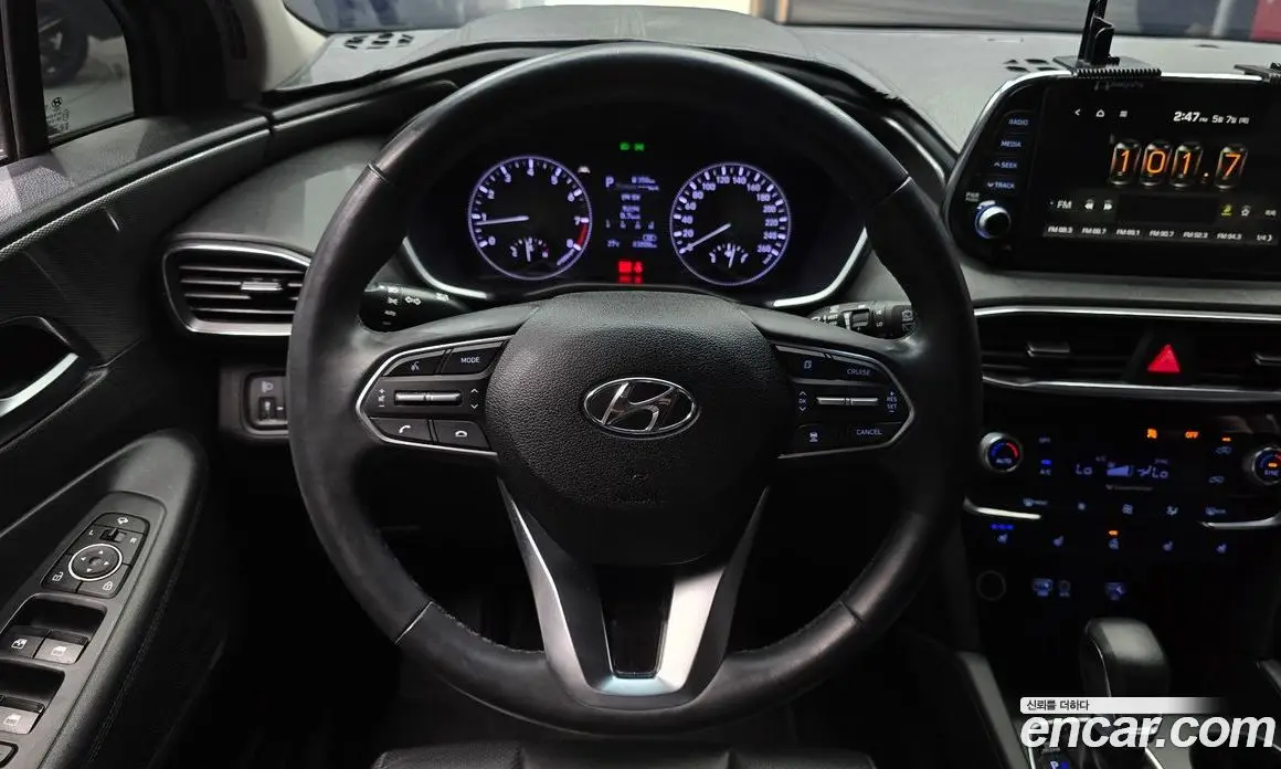 Hyundai Santa Fe 2019 2.0 автомат (гидро), фото 19