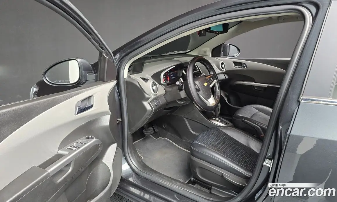 Chevrolet Aveo 2016 1.4 АКПП, фото 10