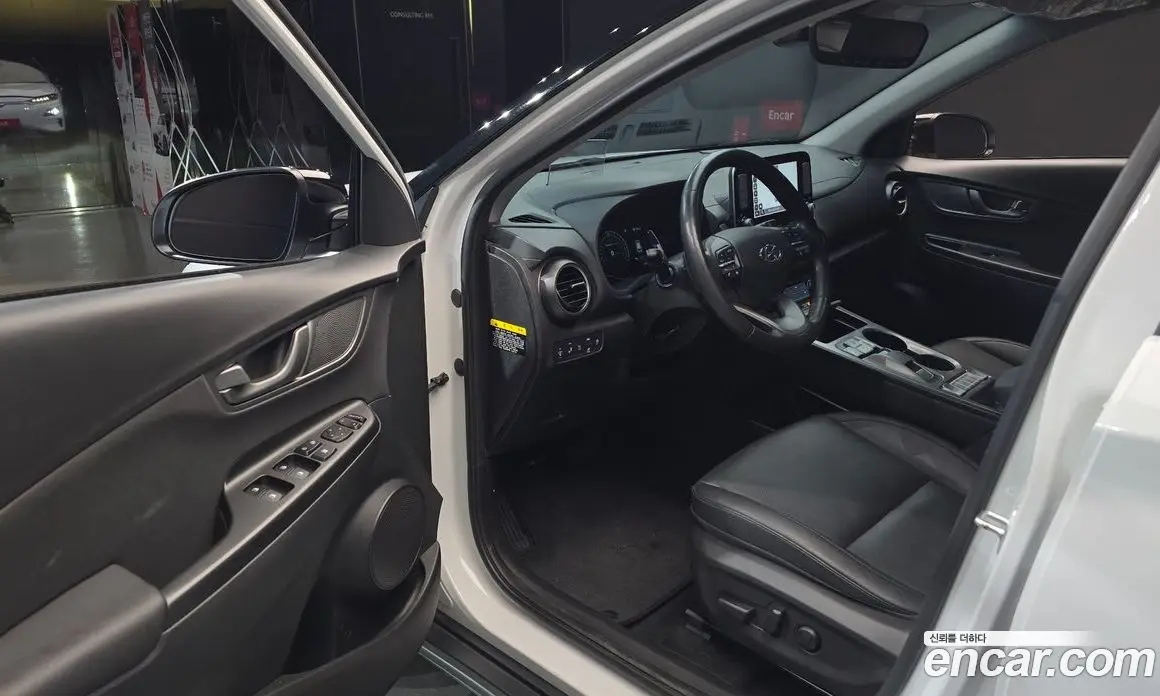 Hyundai Kona 2019 0.2 автомат (гидро), фото 13