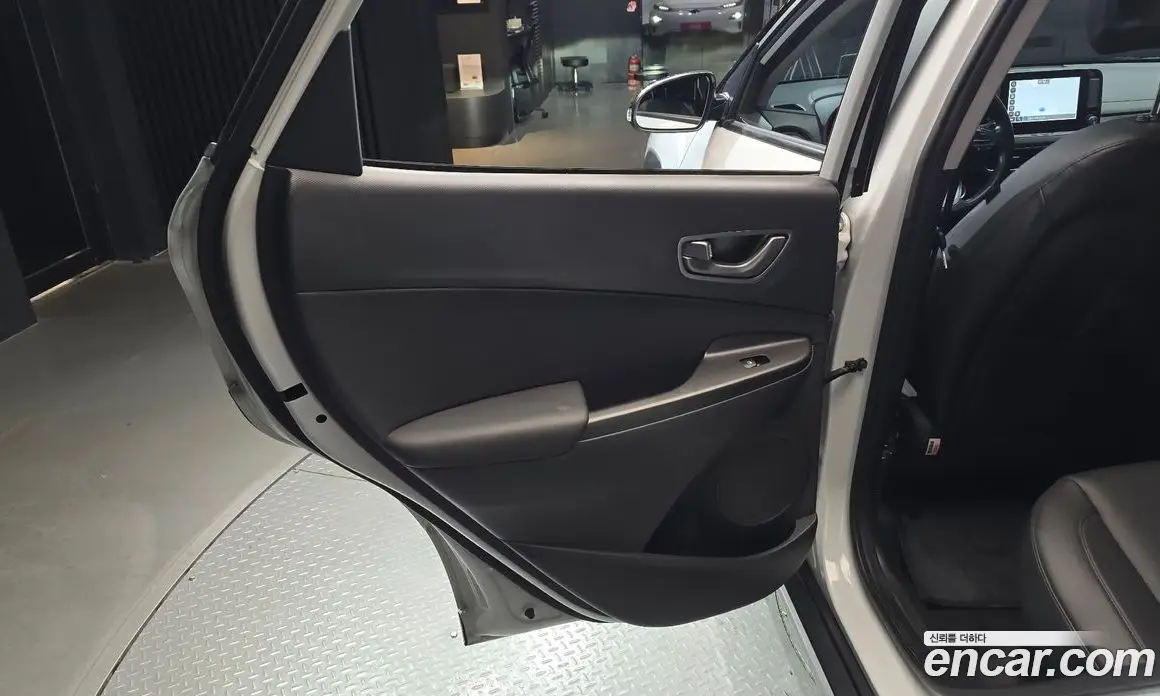 Hyundai Kona 2019 0.2 автомат (гидро), фото 15