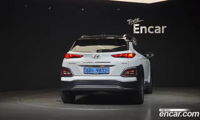 Hyundai Kona 2019 0.2 автомат (гидро), миниатюра 4