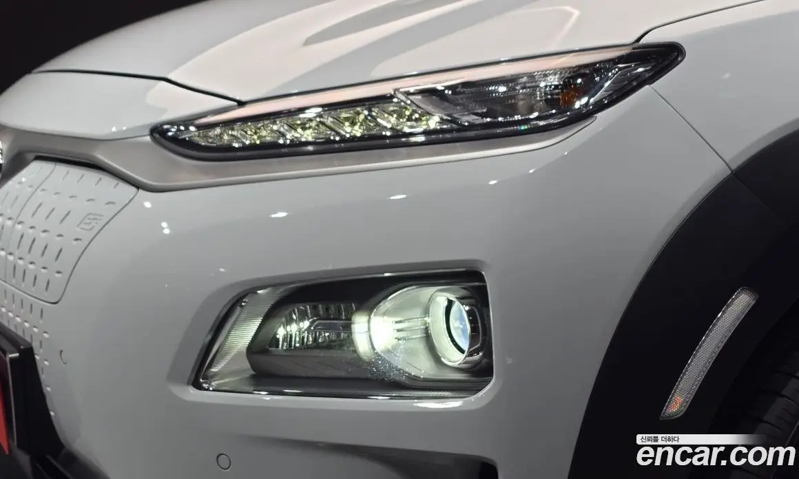 Hyundai Kona 2019 0.2 автомат (гидро), фото 8