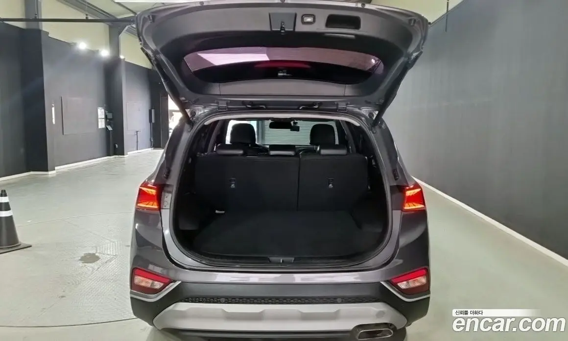 Hyundai Santa Fe 2020 2.0 автомат (гидро), фото 16