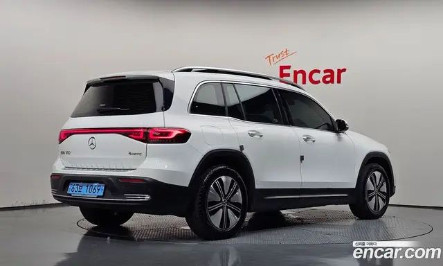 Mercedes-Benz EQB, 2024, 48 037 км