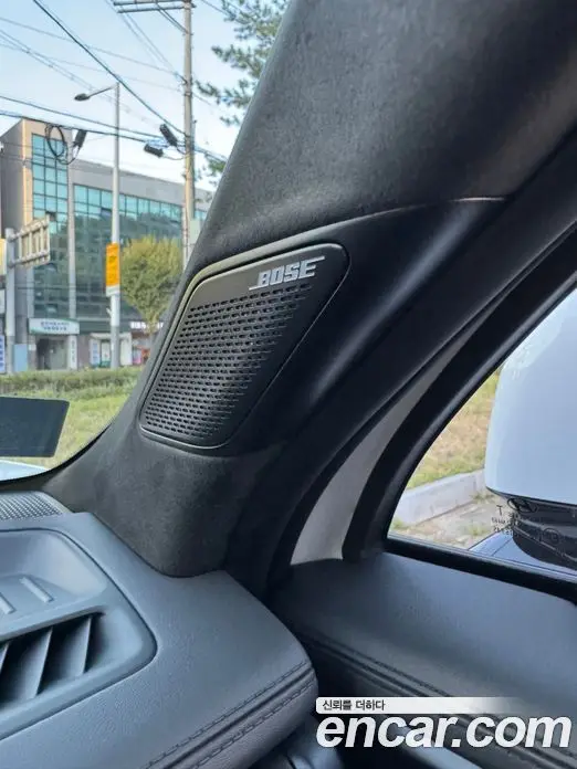 Hyundai Santa Fe 2025 1.6 автомат (гидро), фото 13