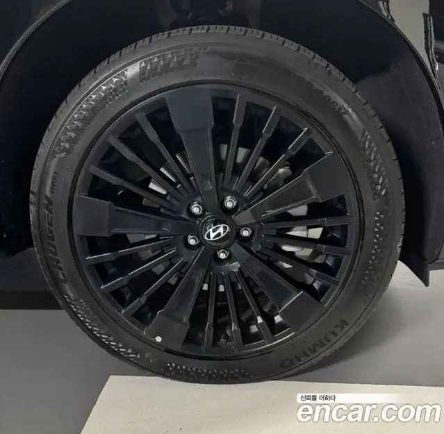 Hyundai Santa Fe 2025 1.6 автомат (гидро), миниатюра 5