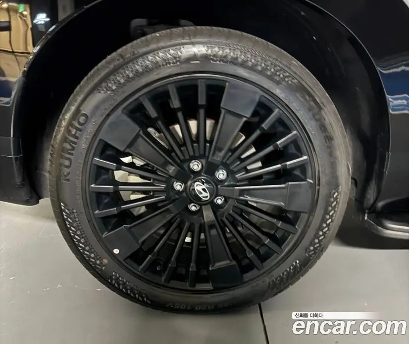 Hyundai Santa Fe 2025 1.6 автомат (гидро), фото 7