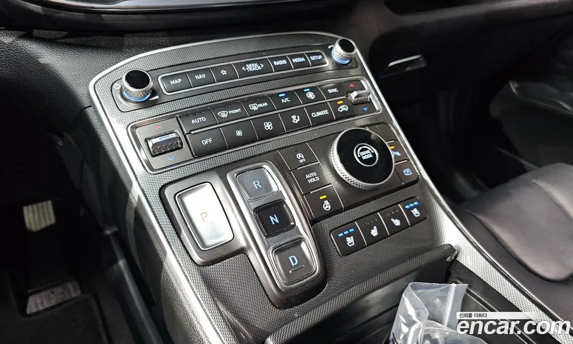 Hyundai Santa Fe 2021 2.2 автомат (гидро), фото 12