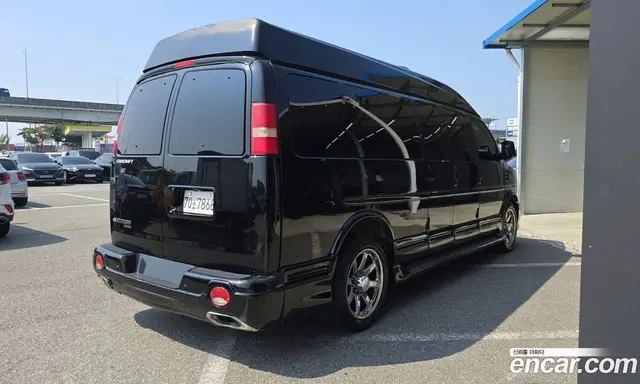 Chevrolet Express Van 2014 6.0 автомат (гидро), миниатюра 3